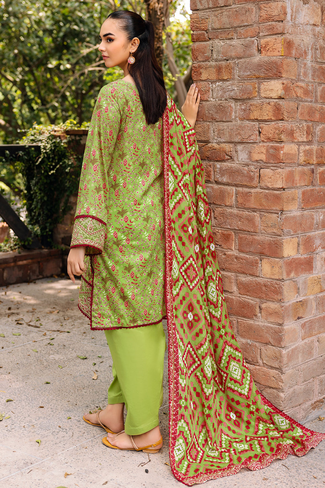 4894-HIBA DIGITAL PRINTED LAWN UNSTITCHED