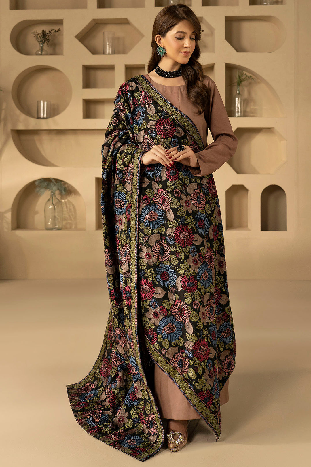 4910-FAMYA EMBROIDERED KHADDAR SHAWL