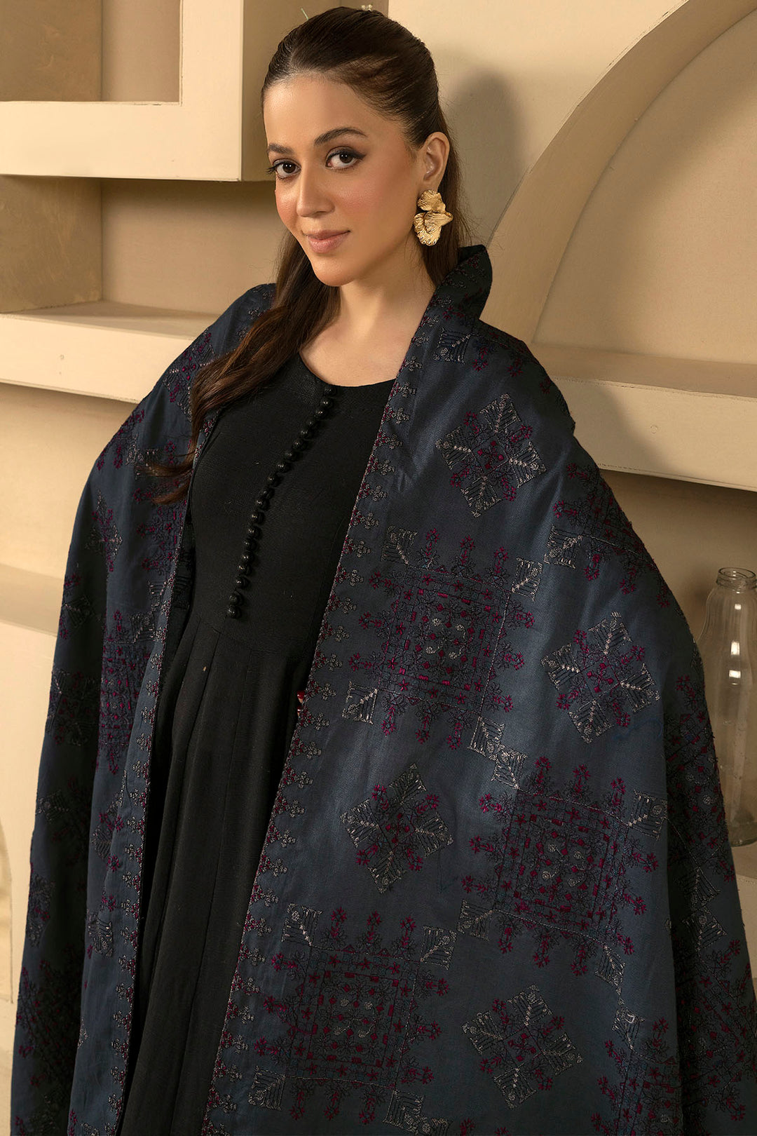 4915-DARIYA EMBROIDERED KHADDAR SHAWL