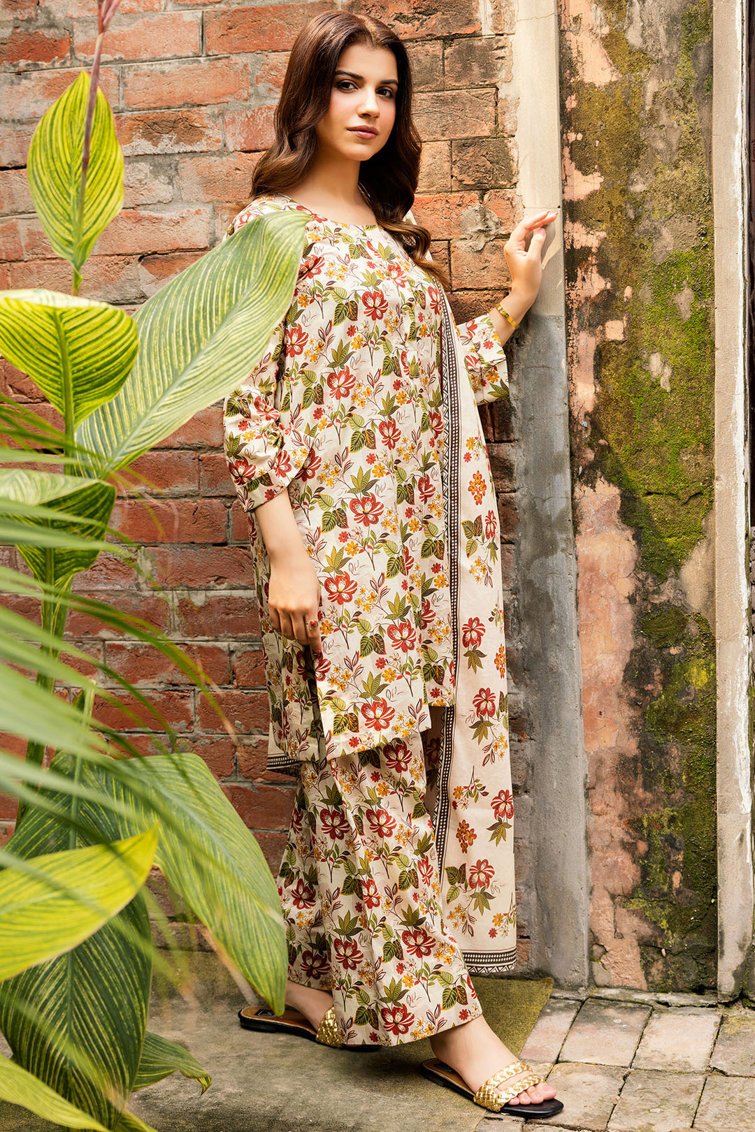 4977-SIA DIGITAL PRINTED CAMBRIC UNSTITCHED