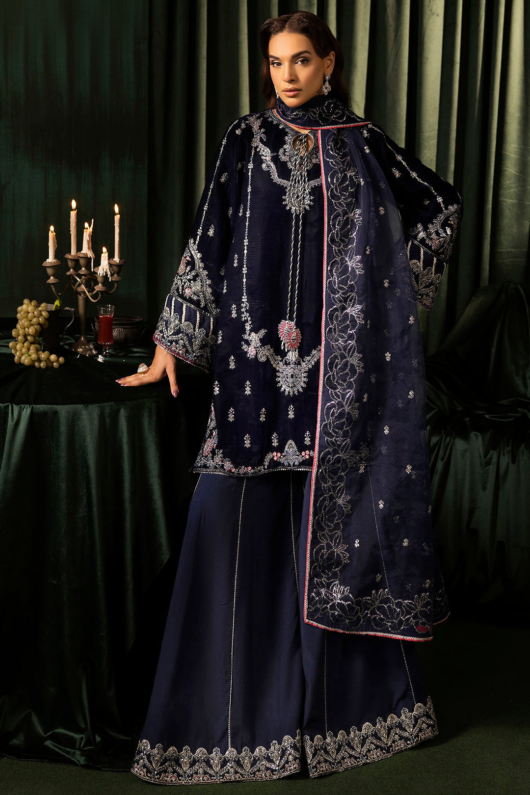 5092-AAIRA EMBROIDERED VELVET UNSTITCHED