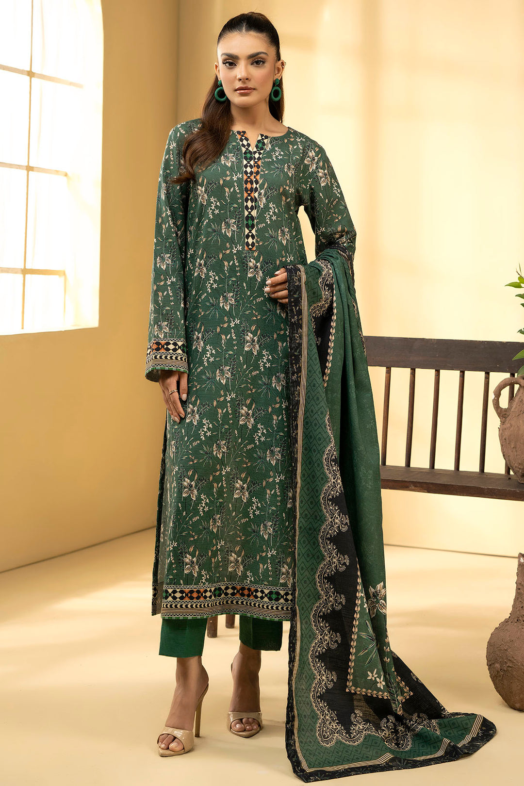 5101-KIARA DIGITAL PRINTED KHADDAR UNSTITCHED