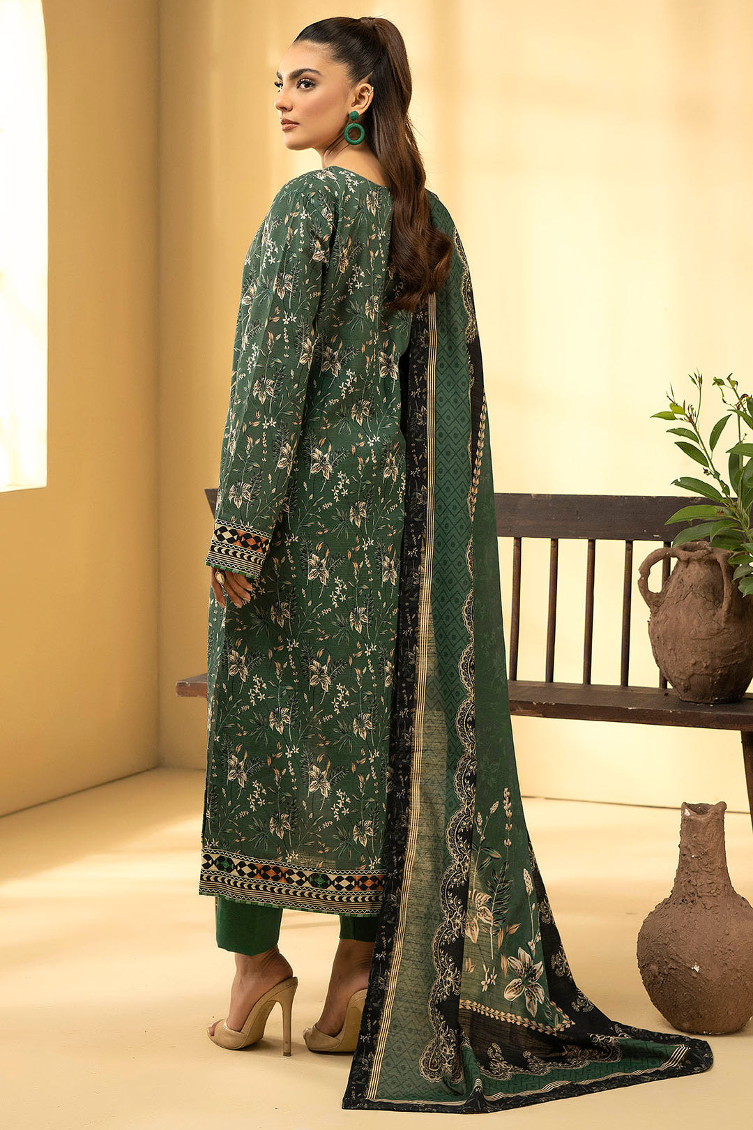 5101-KIARA DIGITAL PRINTED KHADDAR UNSTITCHED