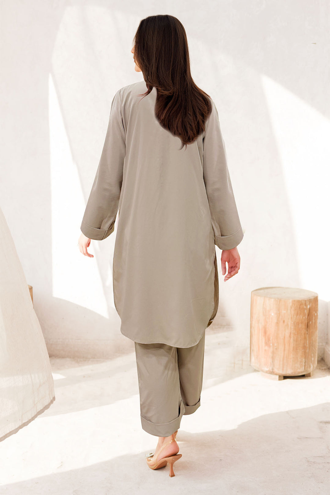 5162-YASNA DYED CREPE STITCHED
