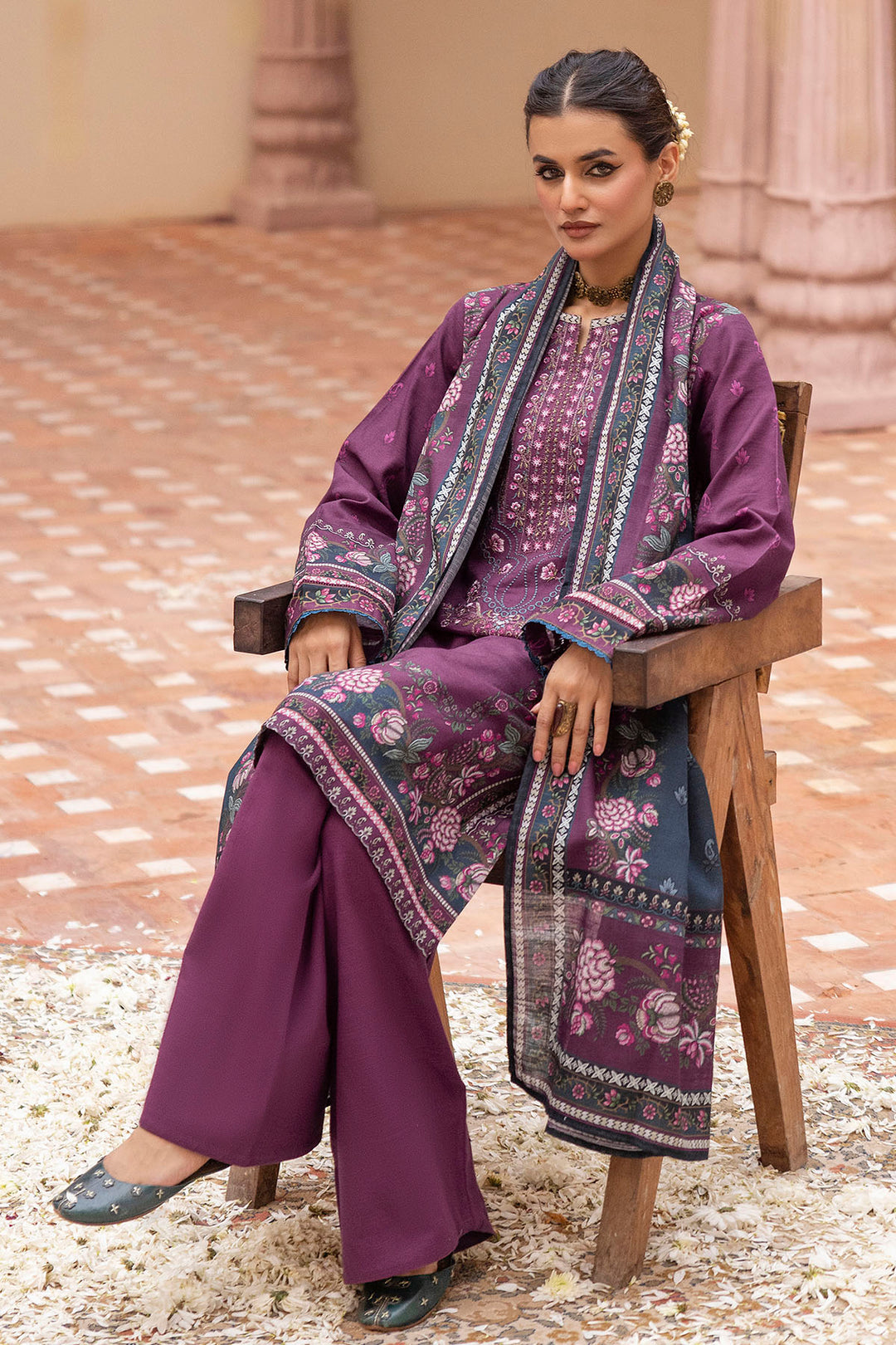5201-ZEEVA EMBROIDERED KHADDAR UNSTITCHED