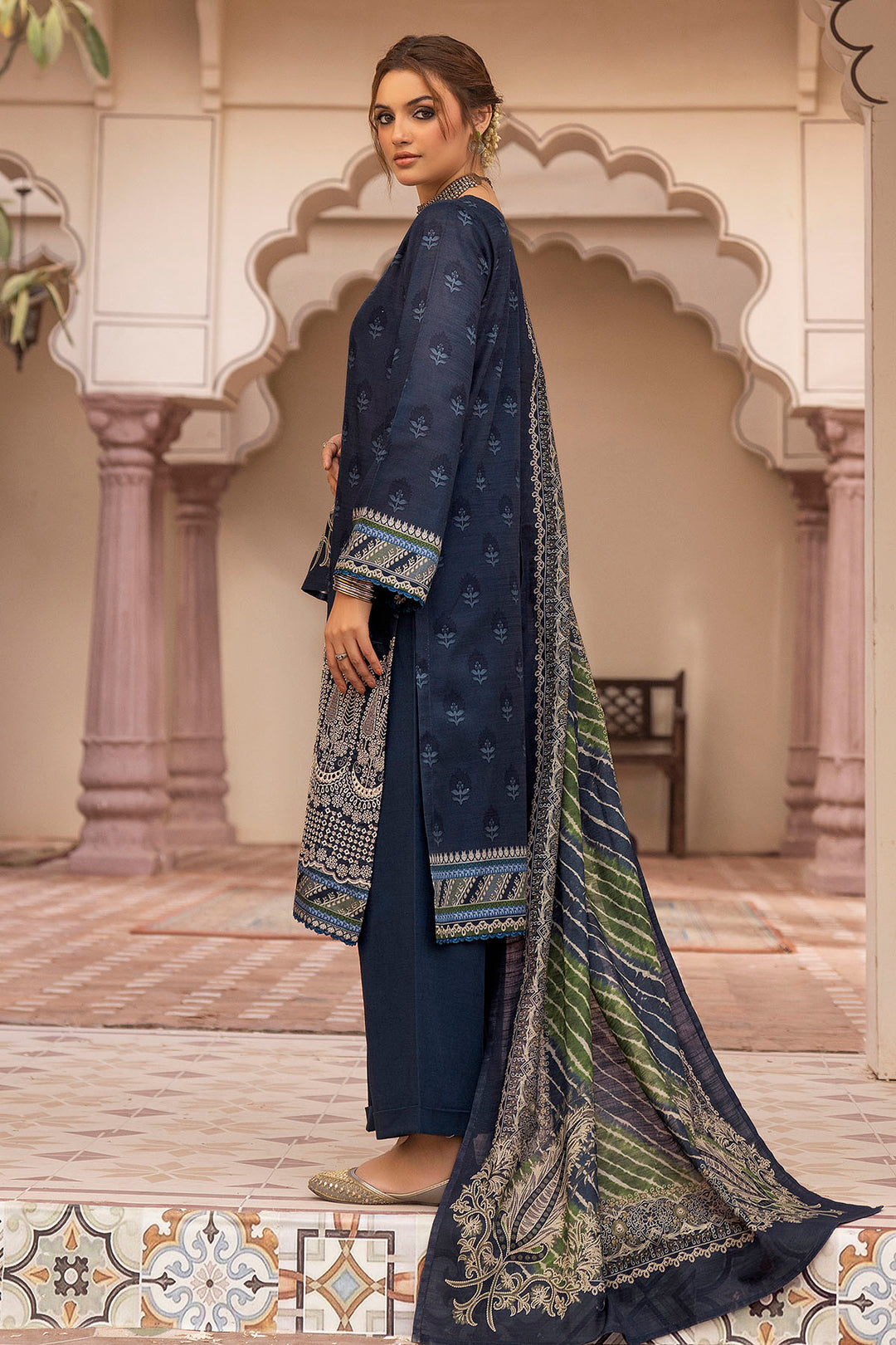 5210-ISBAH EMBROIDERED KHADDAR UNSTITCHED