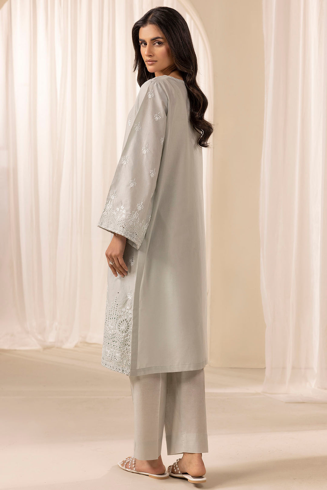 5274-PEARL EMBROIDERED CAMBRIC STITCHED