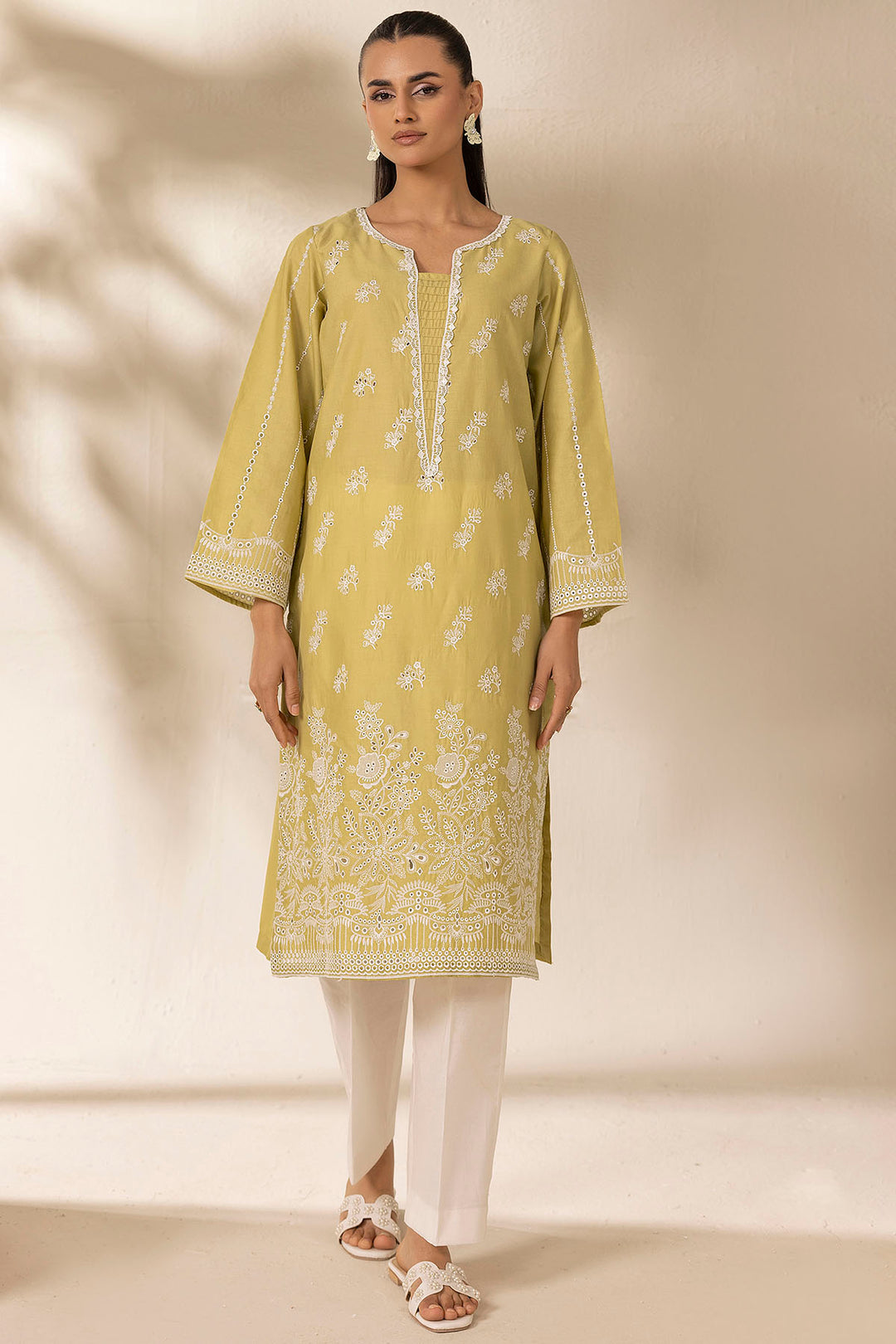 5282-DIANTHUS EMBROIDERED CAMBRIC STITCHED
