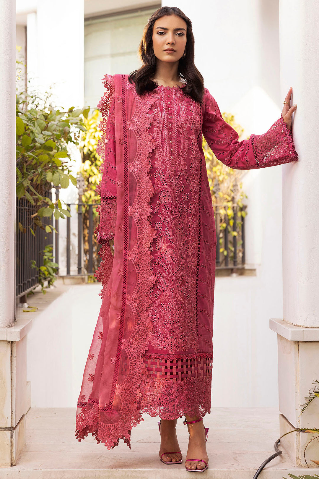 2025 MOTIFZ PREMIUM EMBROIDERED LAWN VOL 1