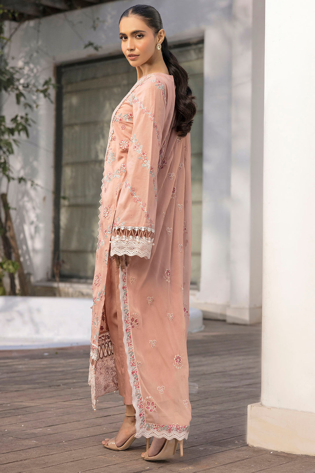 5309-BRIELLE EMBROIDERED LAWN STITCHED
