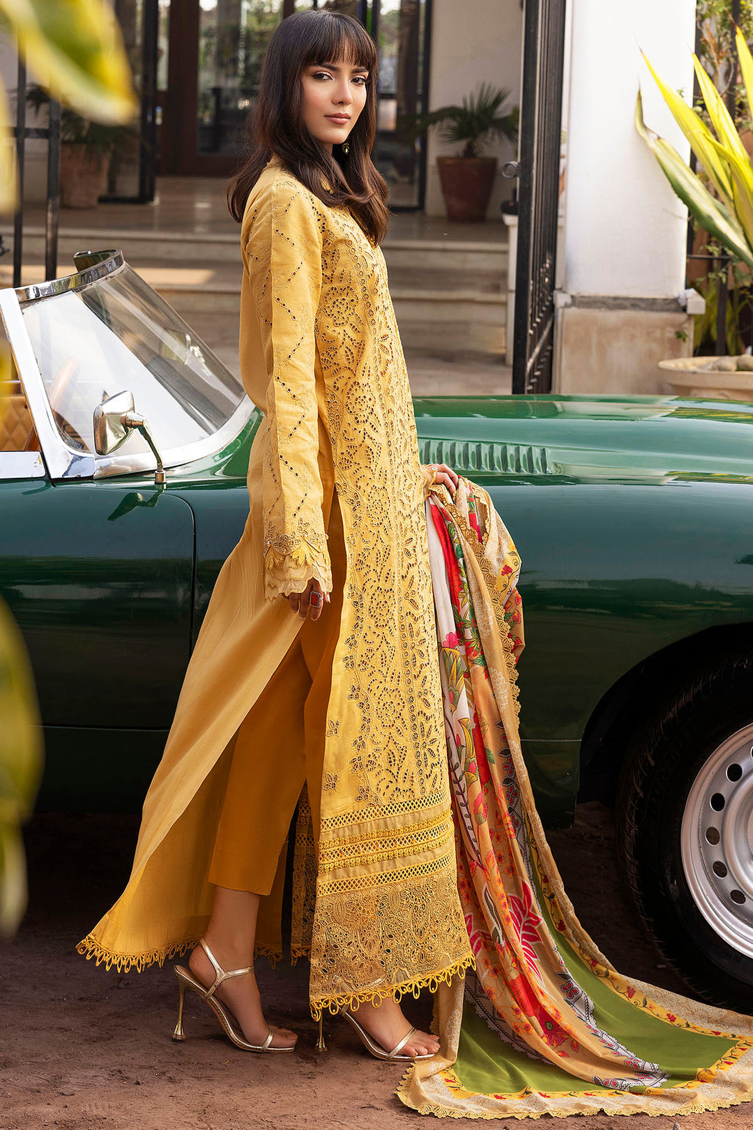 5323-GENEVA EMBROIDERED LAWN STITCHED