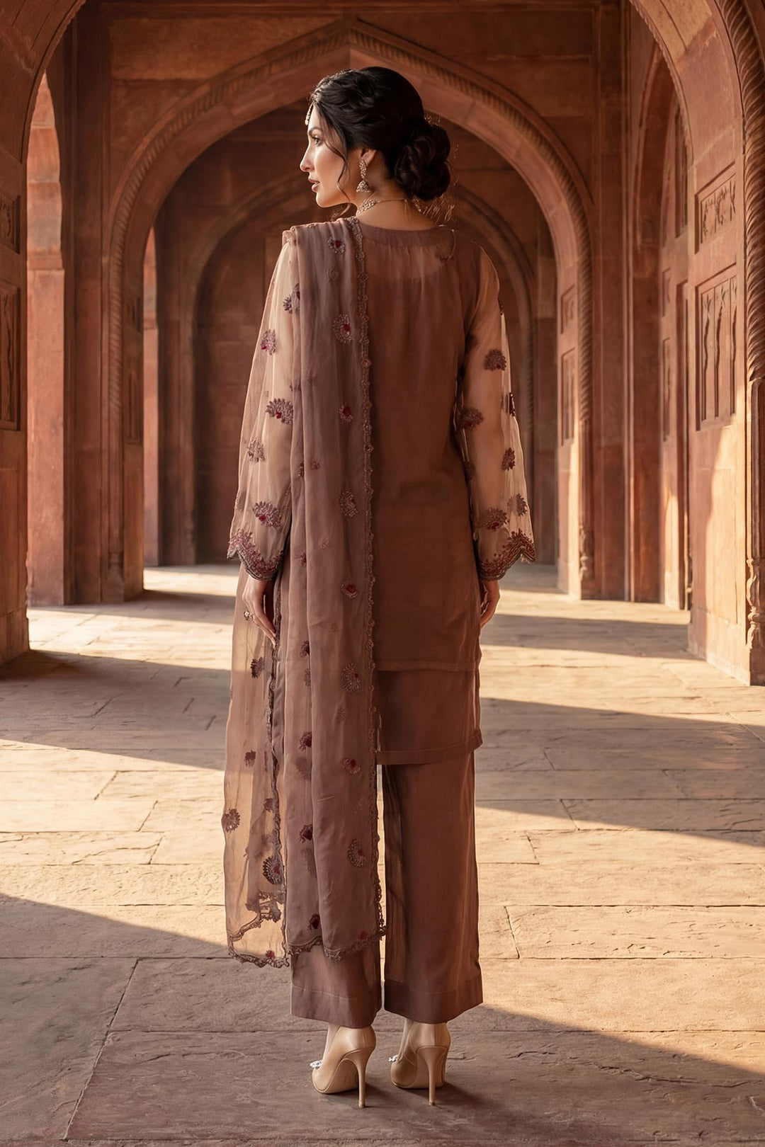 5338-IZARA EMBROIDERED SILK NET STITCHED