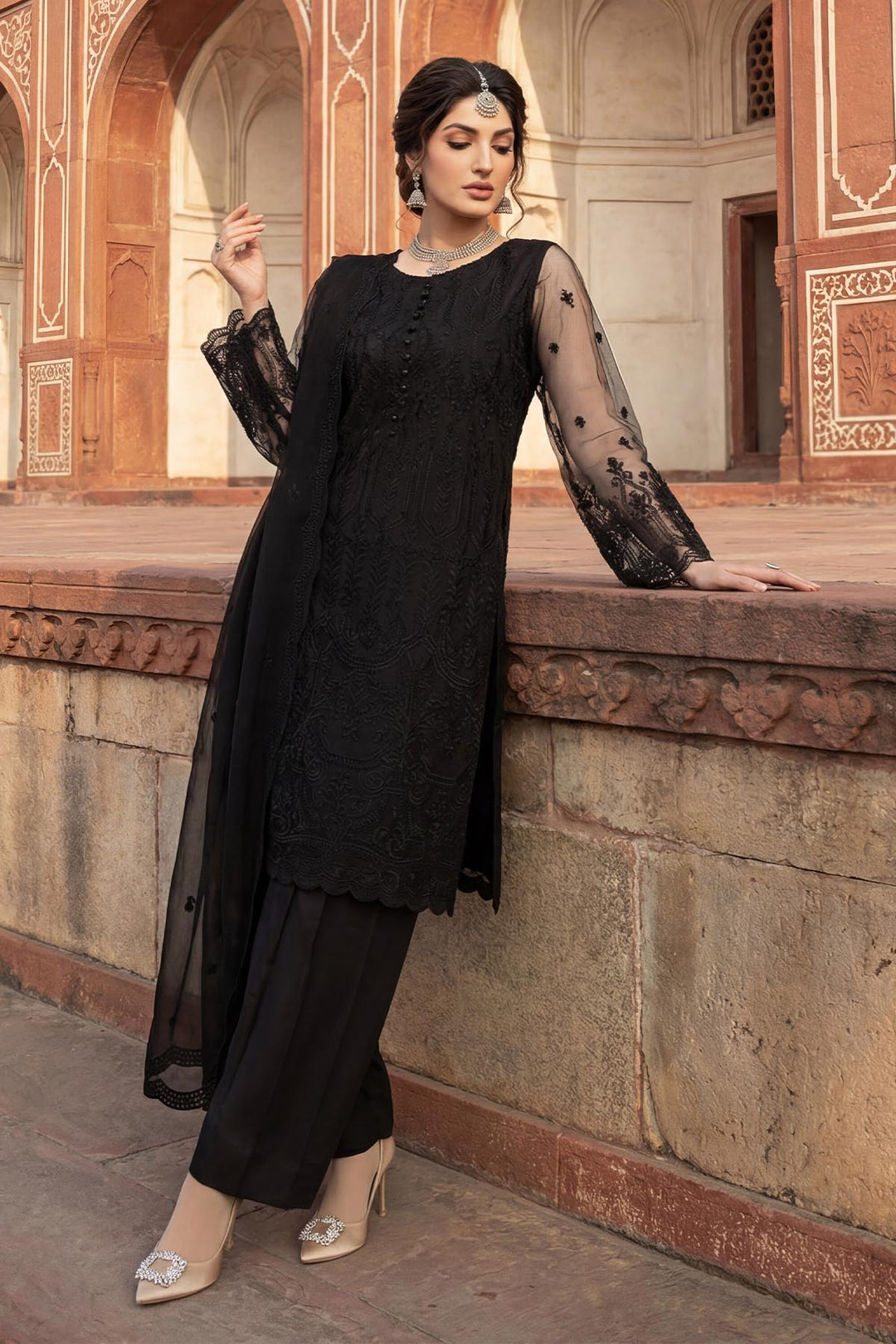 5339-EISLEY EMBROIDERED SILK NET STITCHED