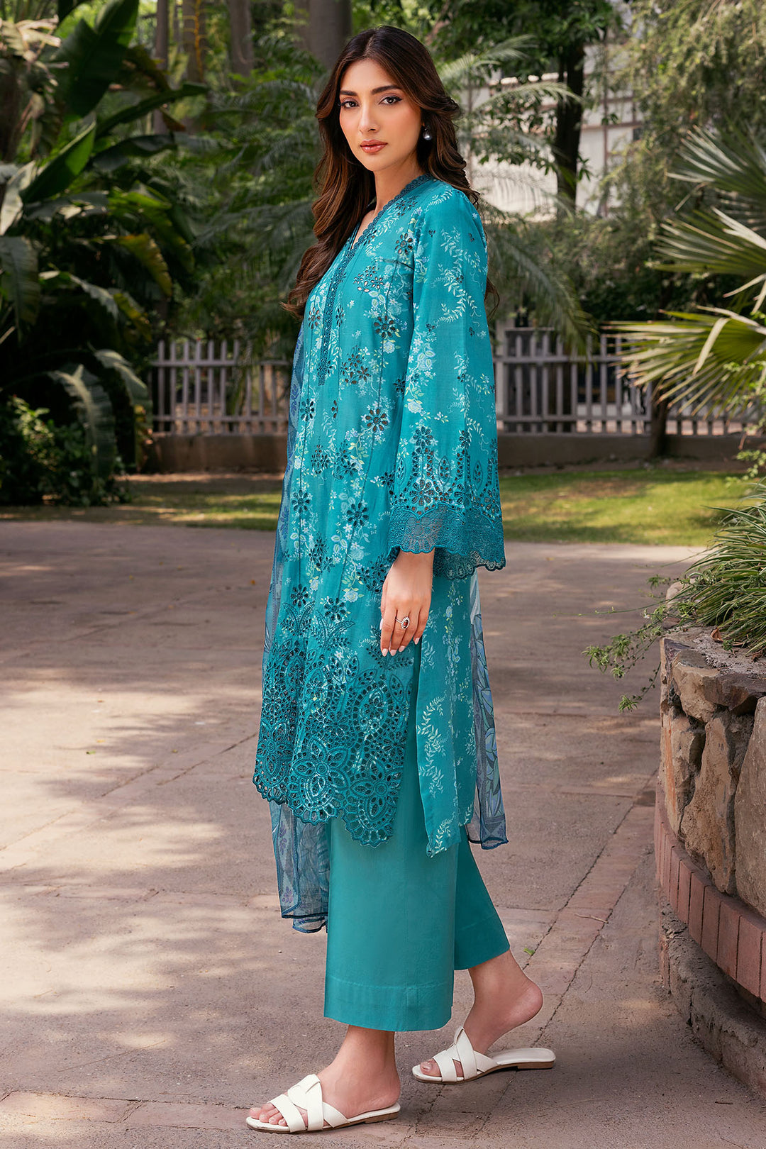 5366-BRYNLEE DIGITAL PRINTED LAWN UNSTITCHED