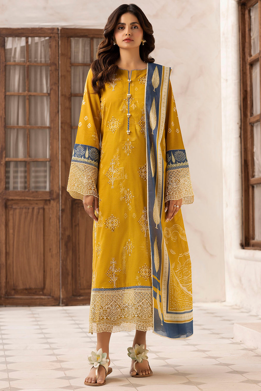 2025 UMANG BY MOTIFZ DIGITAL PRINTED EMBROIDERED LAWN VOL 1