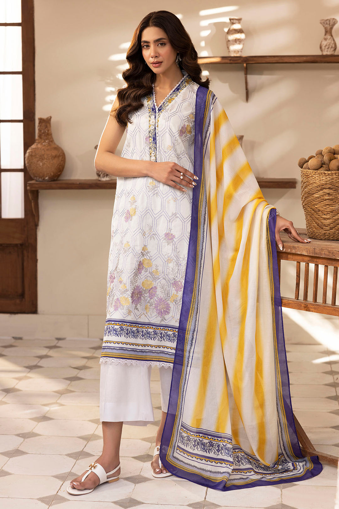 2025 UMANG BY MOTIFZ DIGITAL PRINTED EMBROIDERED LAWN VOL 1
