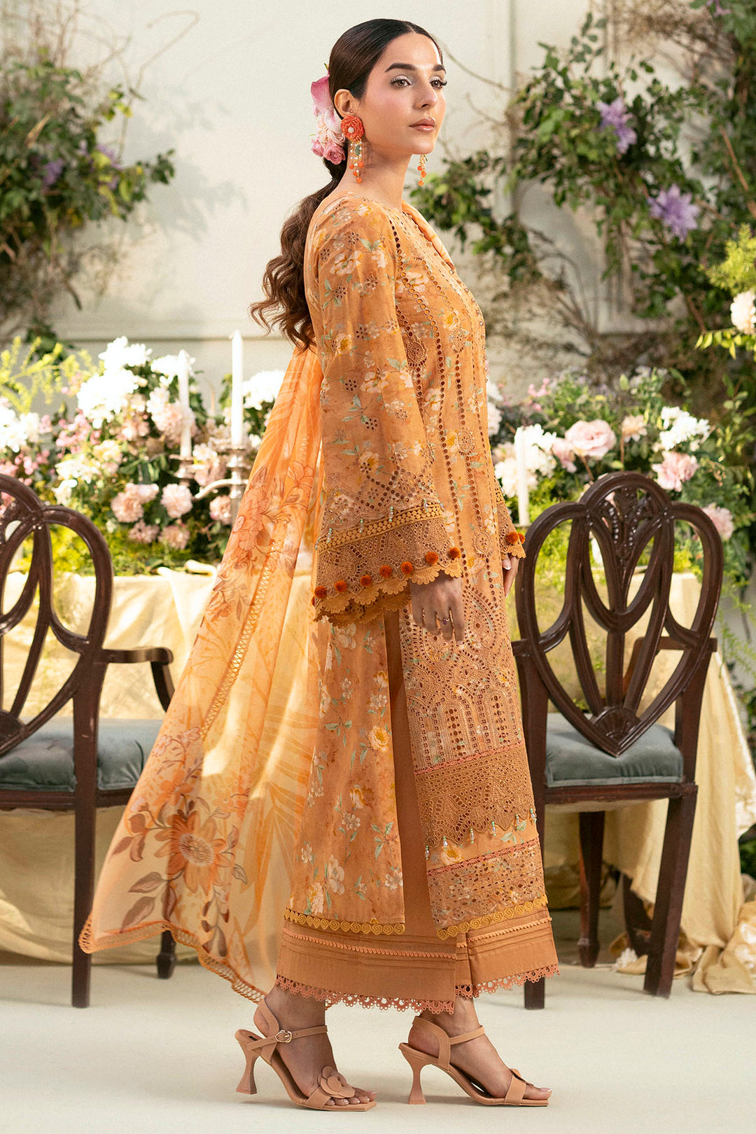 5431-BLUEBEELL EMBROIDERED LAWN UNSTITCHED