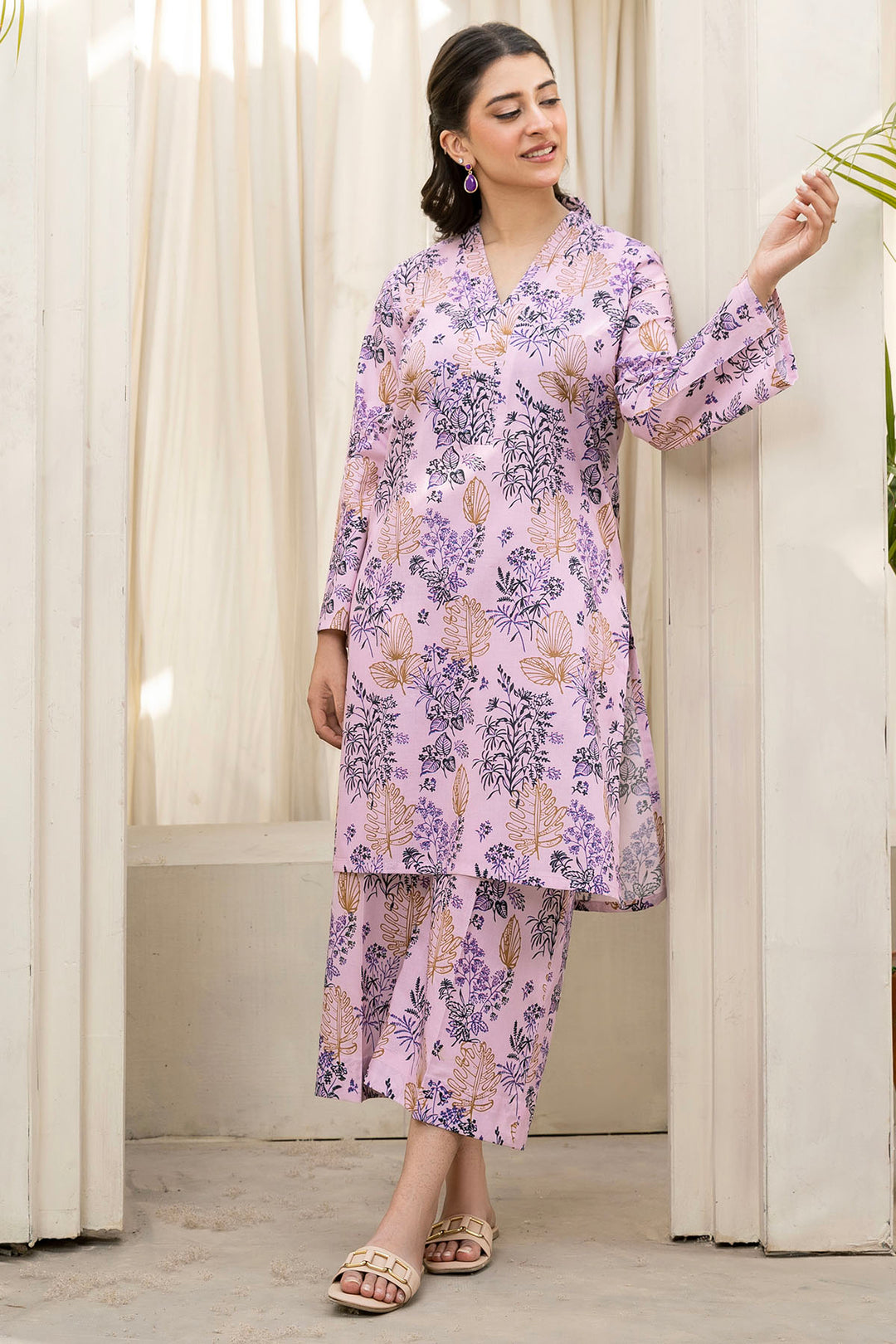 5535-HUSAY DIGITAL PRINTED LAWN STITCHED