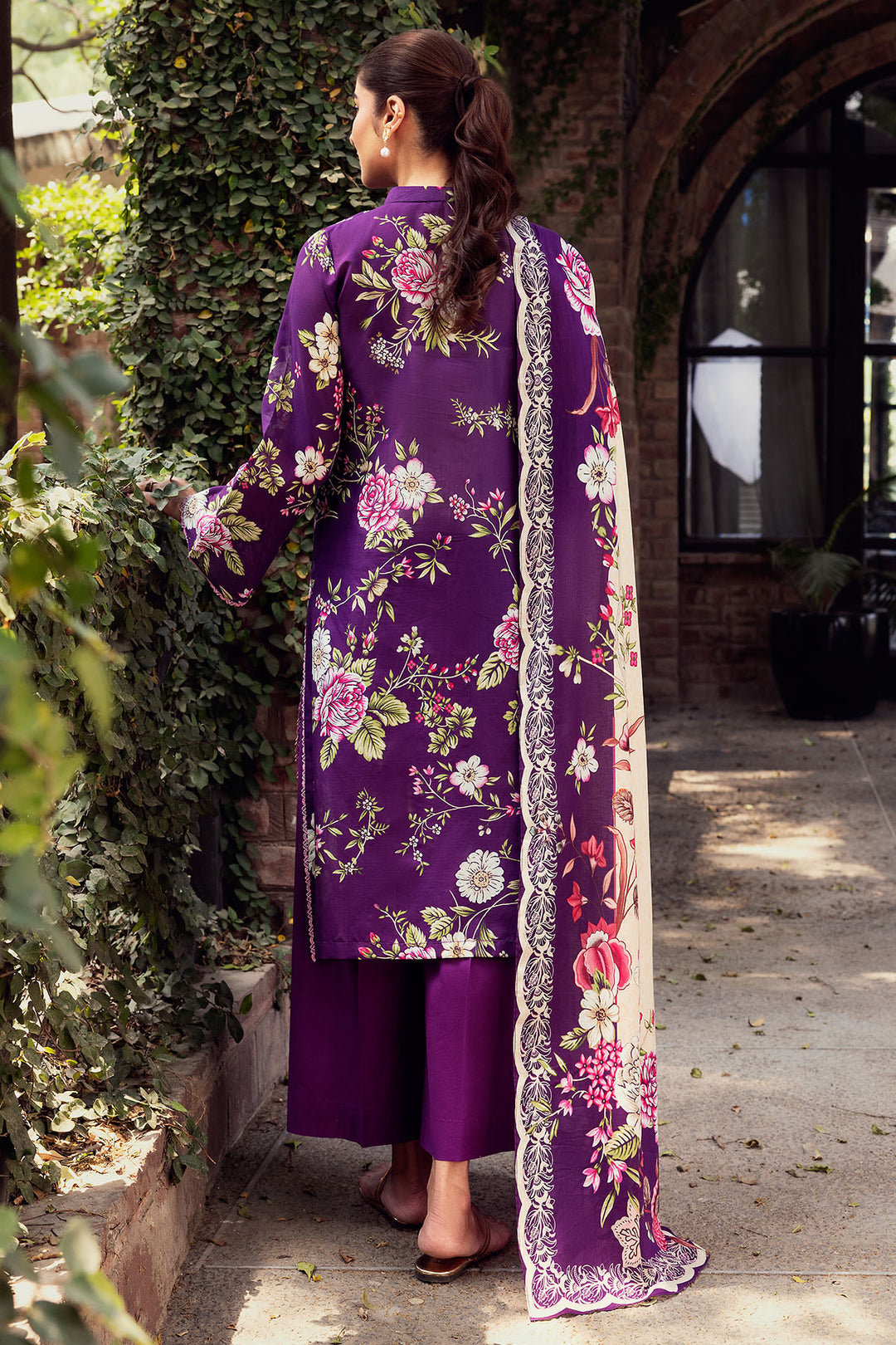 5564-GRETA DIGITAL PRINTED LAWN UNSTITCHED