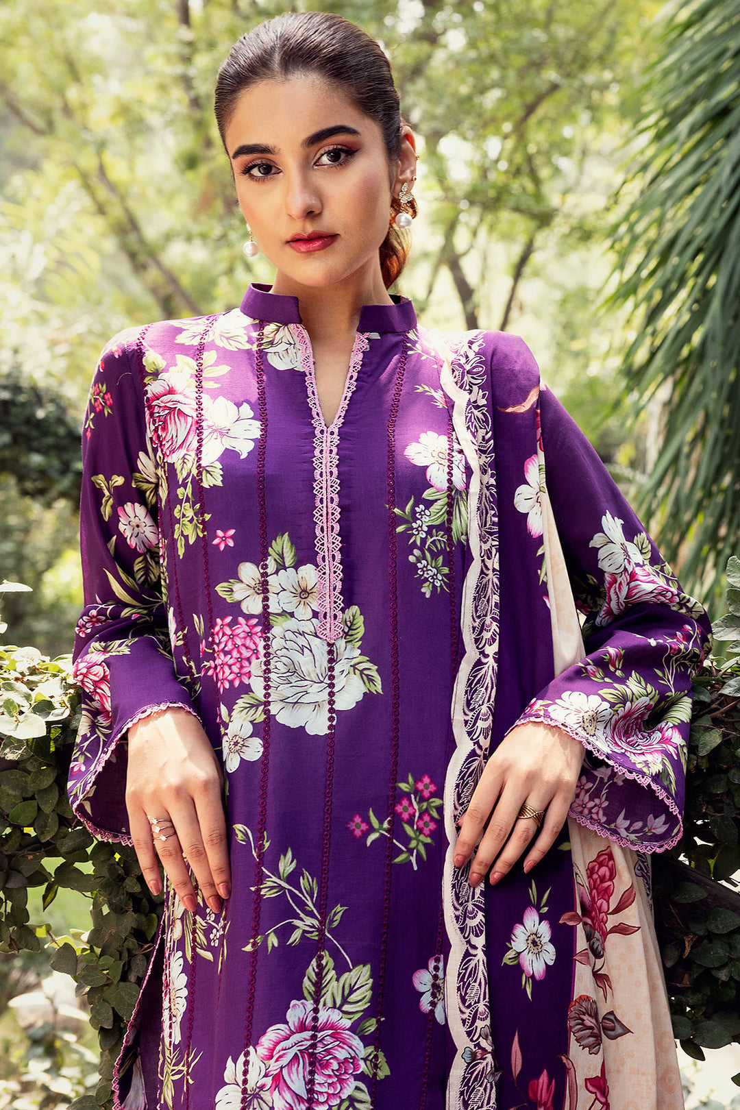 5564-GRETA DIGITAL PRINTED LAWN UNSTITCHED