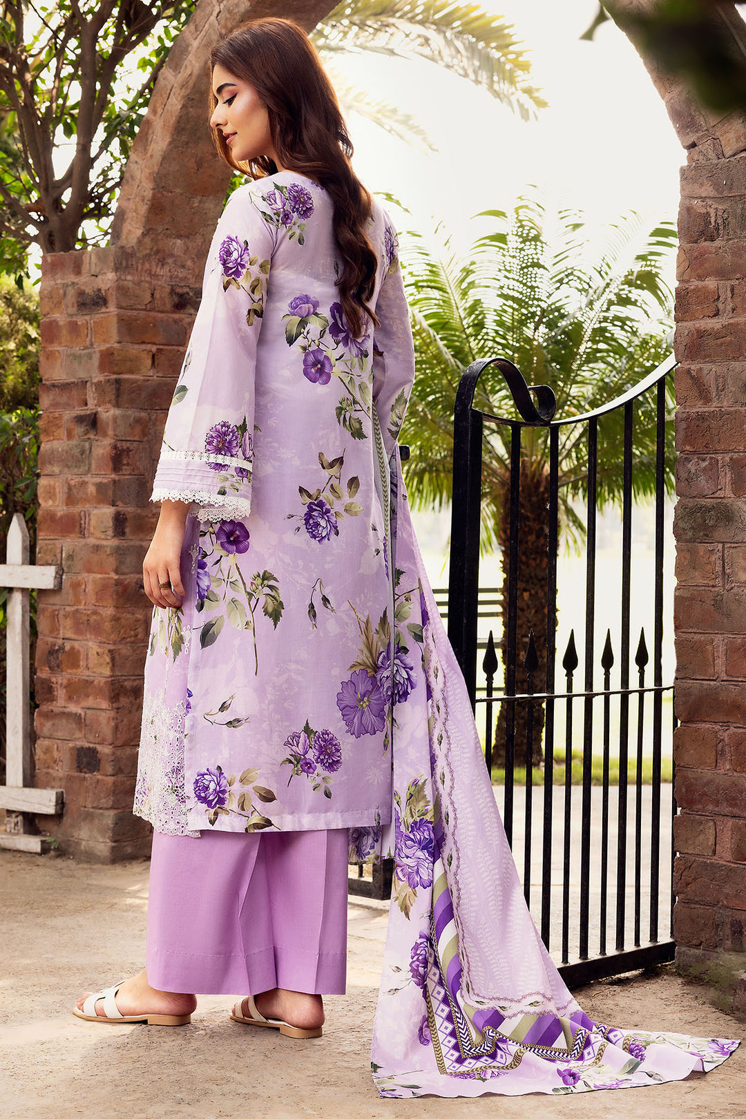 5568-CASEY DIGITAL PRINTED LAWN UNSTITCHED