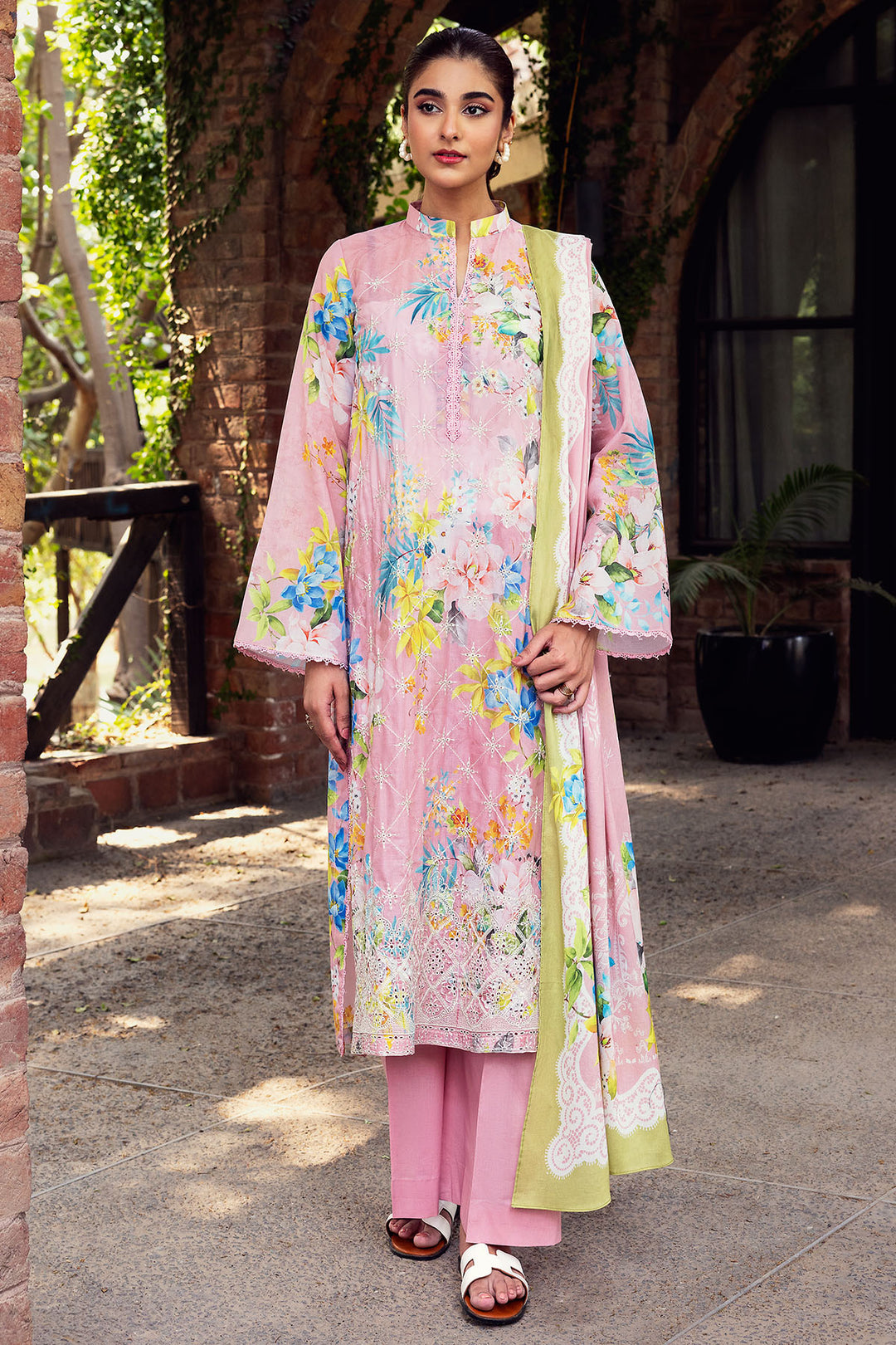 2025 UMANG BY MOTIFZ DIGITAL PRINTED EMBROIDERED LAWN VOL 3