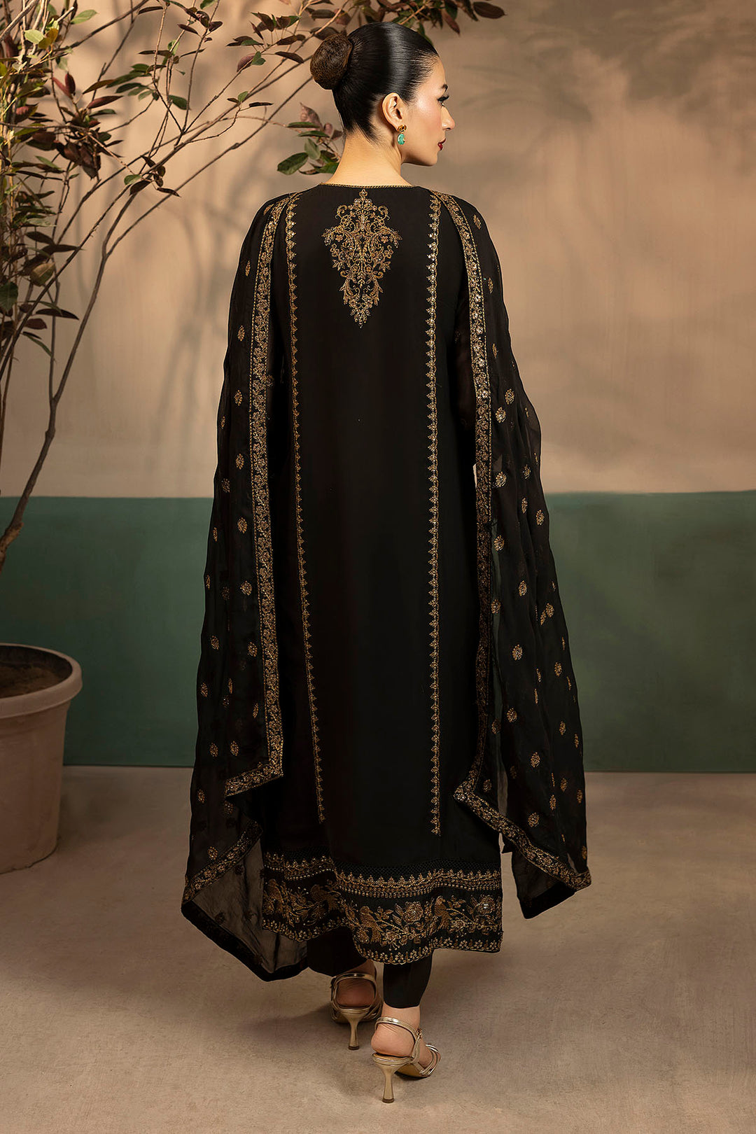 5579-VIOLA EMBROIDERED CRINKLE CHIFFON UNSTITCHED