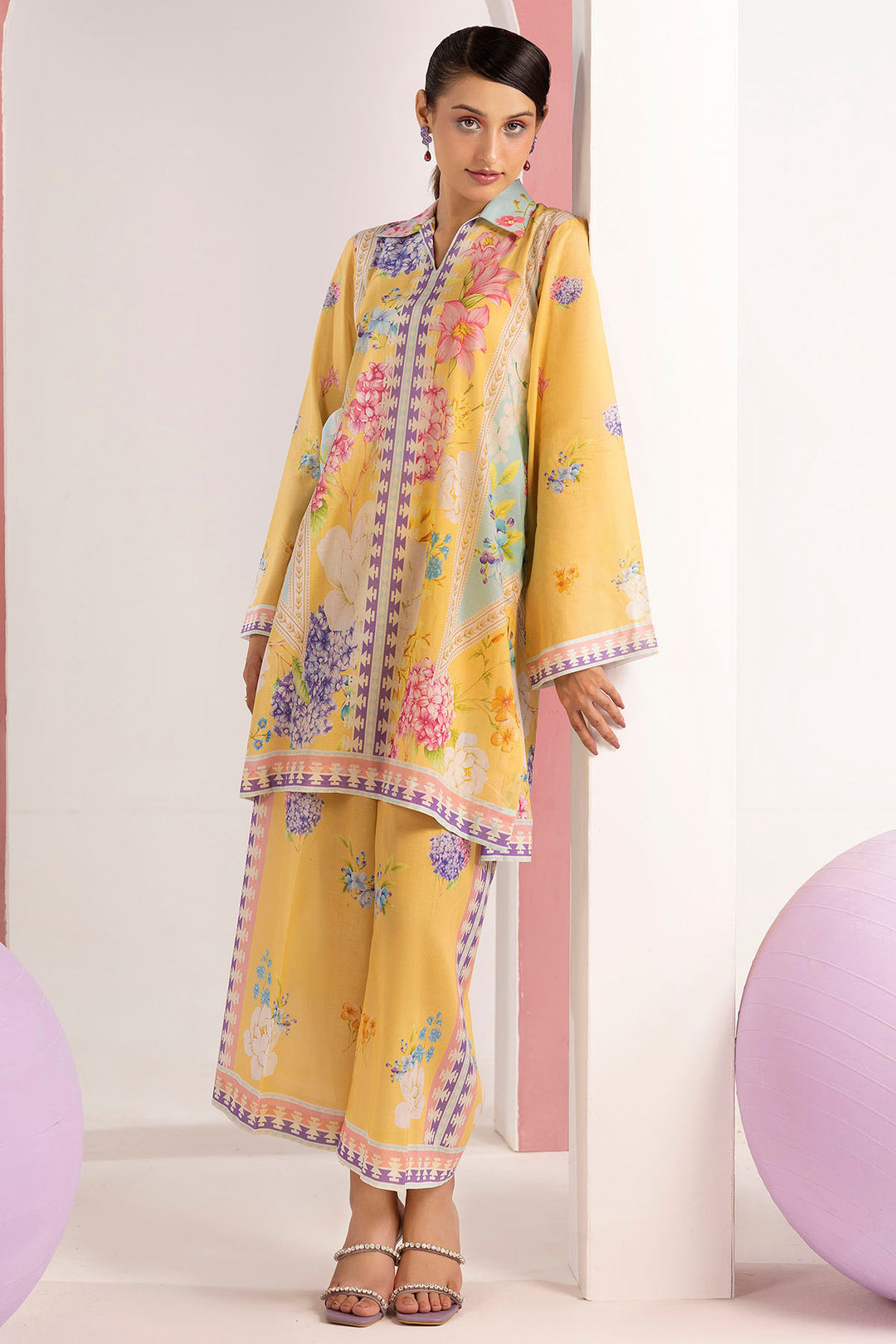 5618-JADE DIGITAL PRINTED CAMBRIC STITCHED