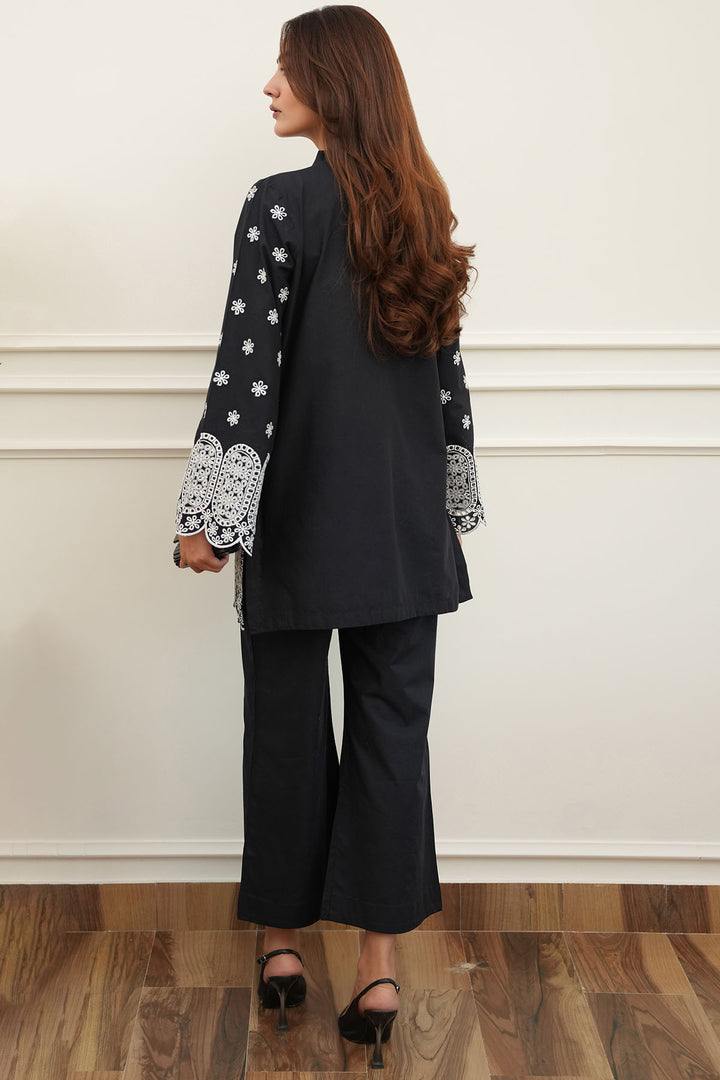 5662-CAREY EMBROIDERED CAMBRIC STITCHED