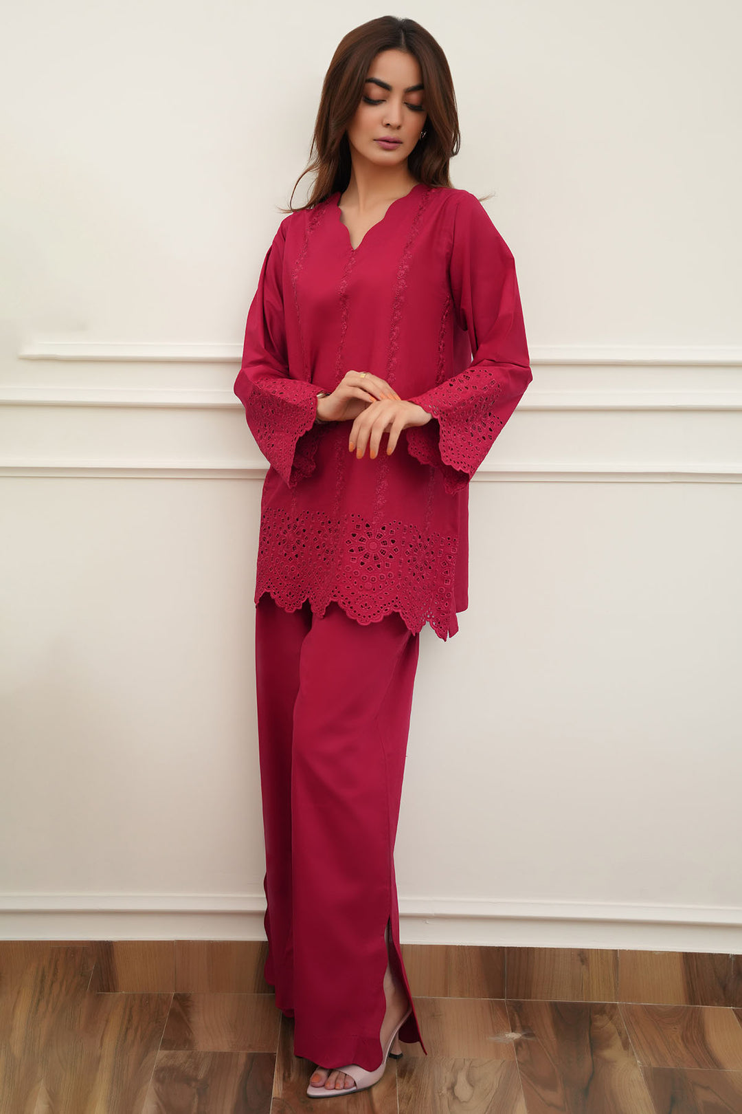 5663-DALLYN EMBROIDERED CAMBRIC STITCHED