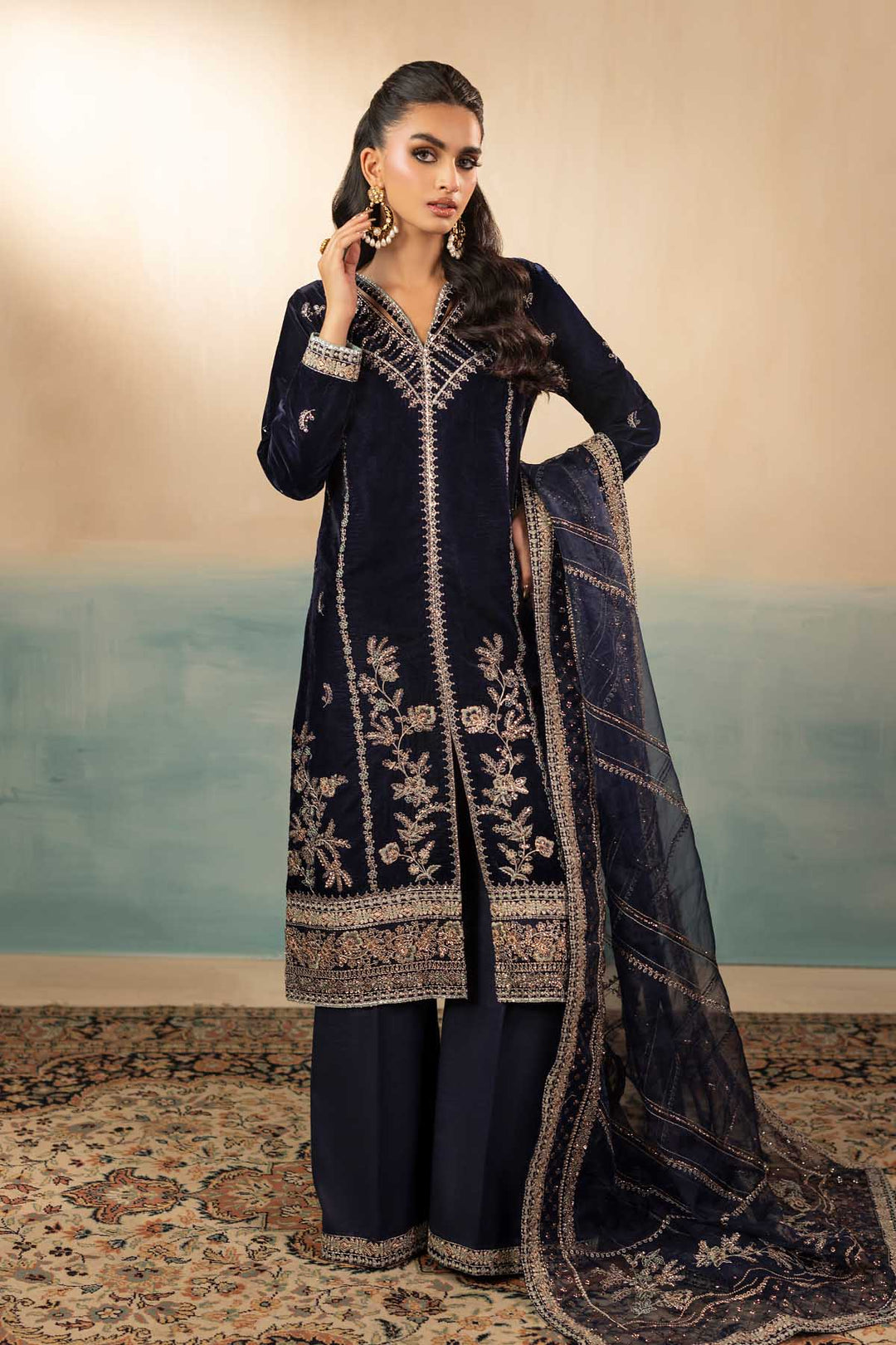 5675-WILLA EMBROIDERED VELVET UNSTITCHED