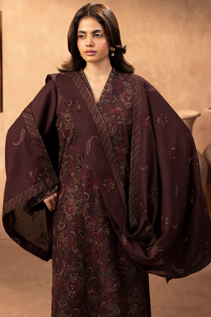 5681-GLADE EMBROIDERED KHADDAR STITCHED