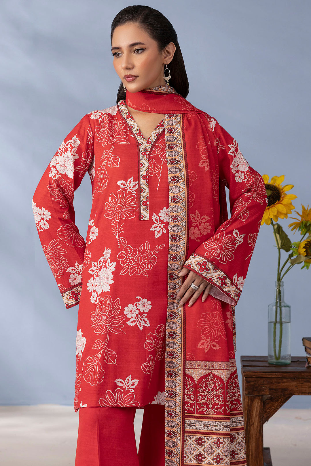 5725-EIRA DIGITAL PRINTED KHADDAR STITCHED