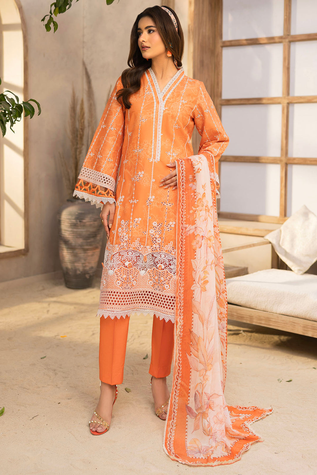 5732-STAR DUST EMBROIDERED LAWN STITCHED