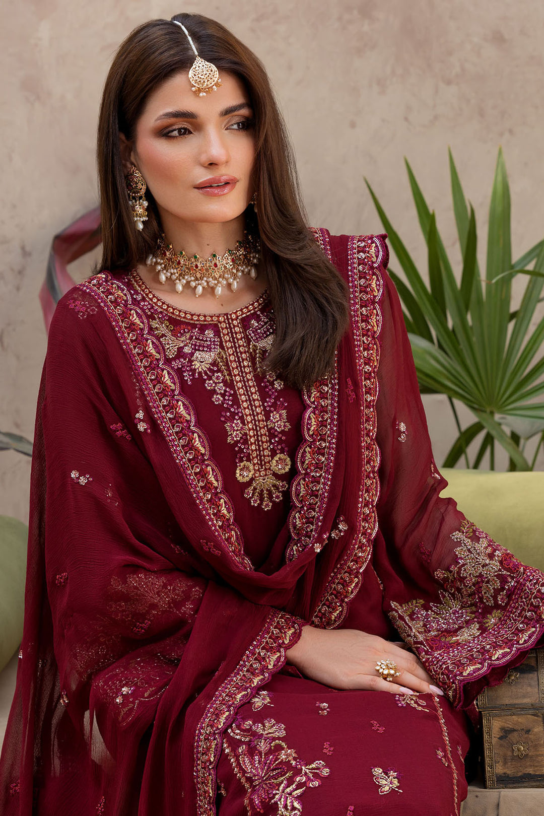 5828-ELLIE EMBROIDERED CRINKLE CHIFFON STITCHED