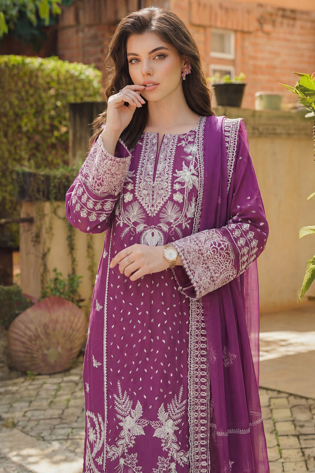 5840-ORCHID EMBROIDERED LAWN UNSTITCHED