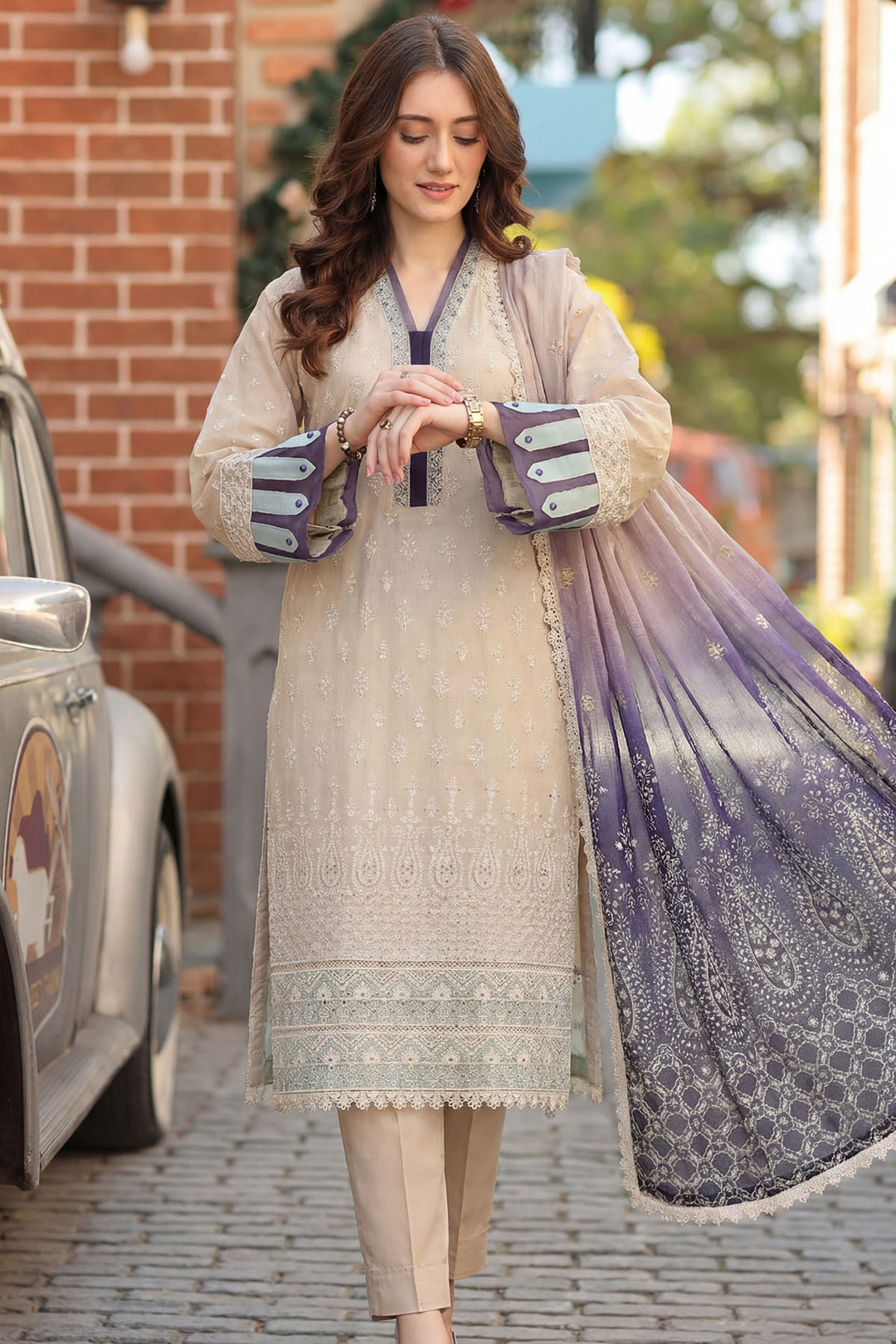 5863-BELLA EMBROIDERED LAWN UNSTITCHED