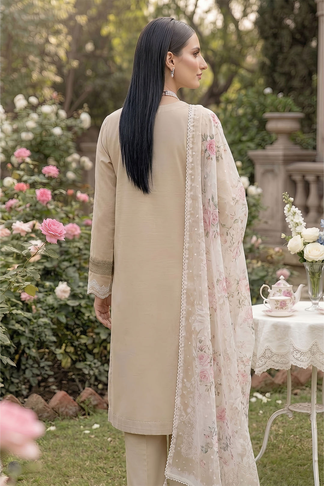5870-GRACE EMBROIDERED LAWN UNSTITCHED
