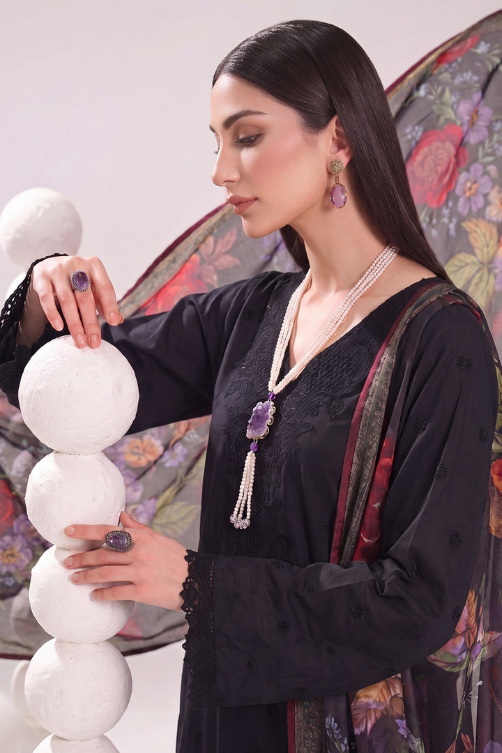 5875-MINHA EMBROIDERED LAWN UNSTITCHED