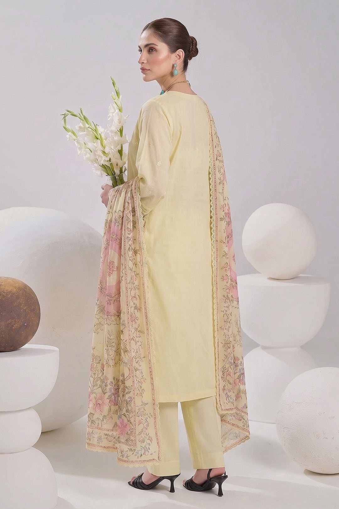 5877-HAYAM EMBROIDERED LAWN UNSTITCHED