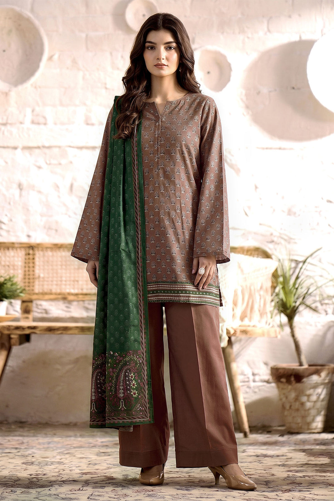 5899-AMIRA DIGITAL PRINTED KHADDAR UNSTITCHED