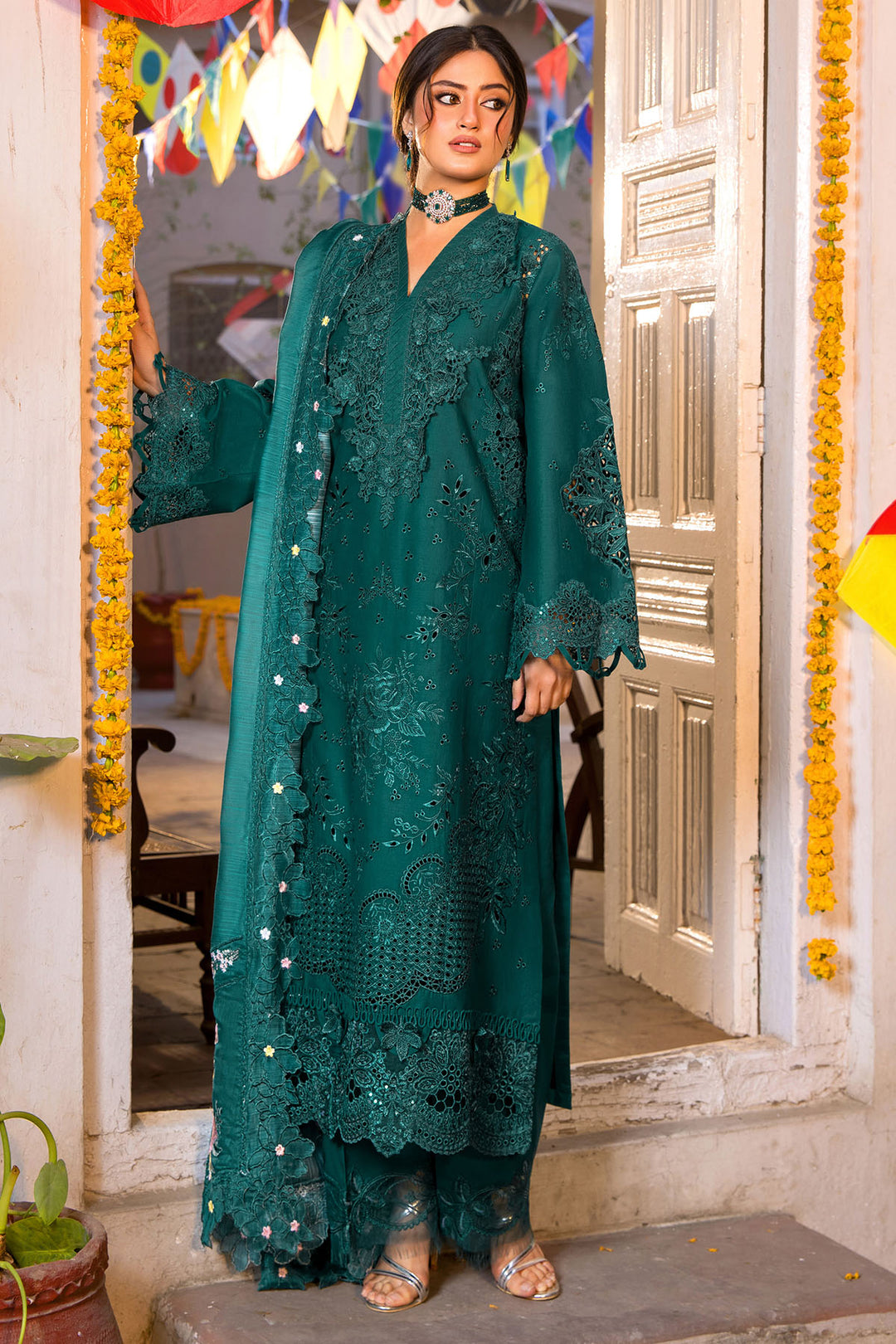 5926-HUES EMBROIDERED LAWN UNSTITCHED