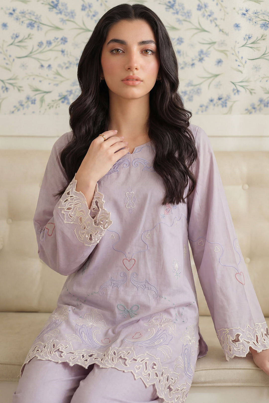 5944-LUNA EMBROIDERED CAMBRIC STITCHED