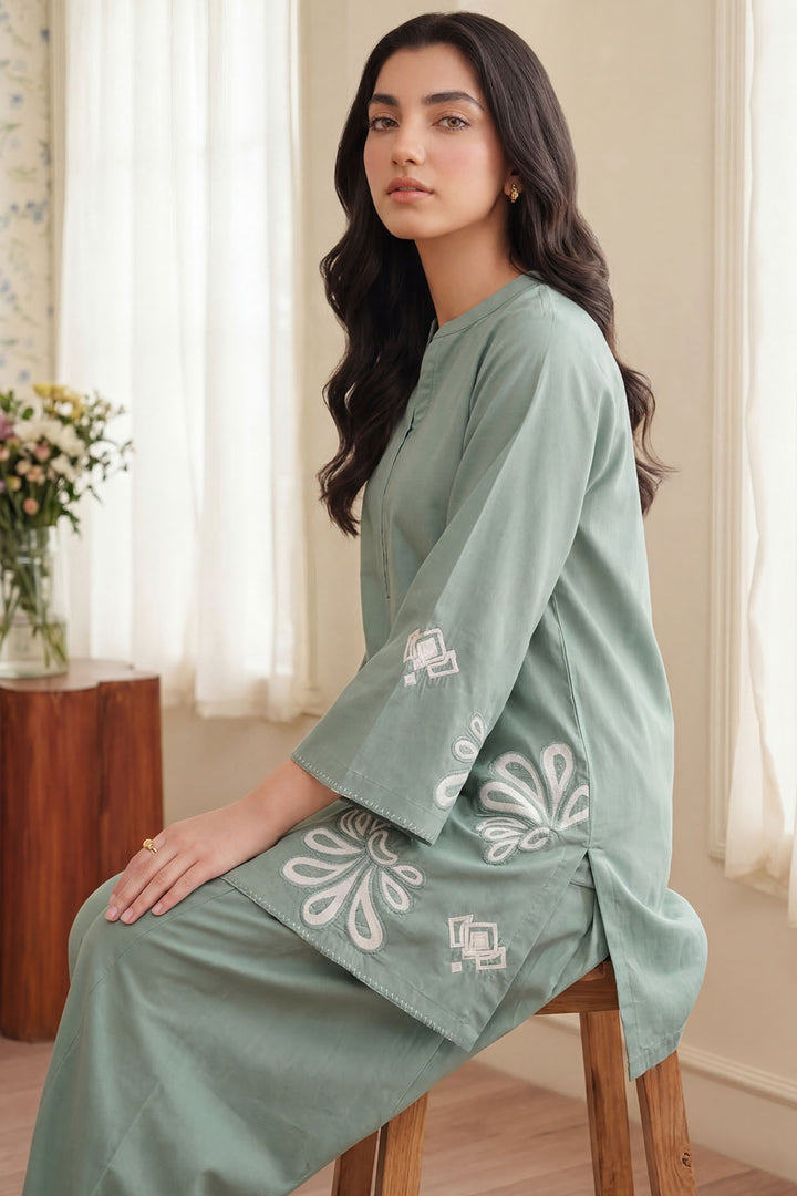 5949-VIOLET EMBROIDERED CAMBRIC STITCHED