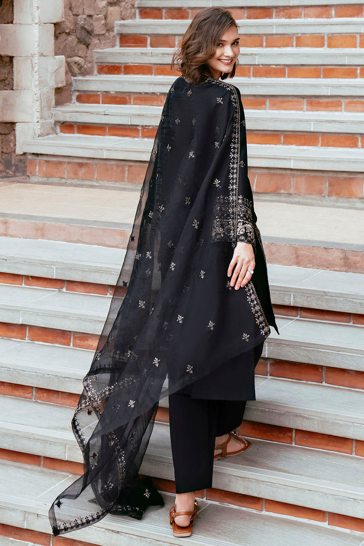5999-COCCO EMBROIDERED LAWN STITCHED