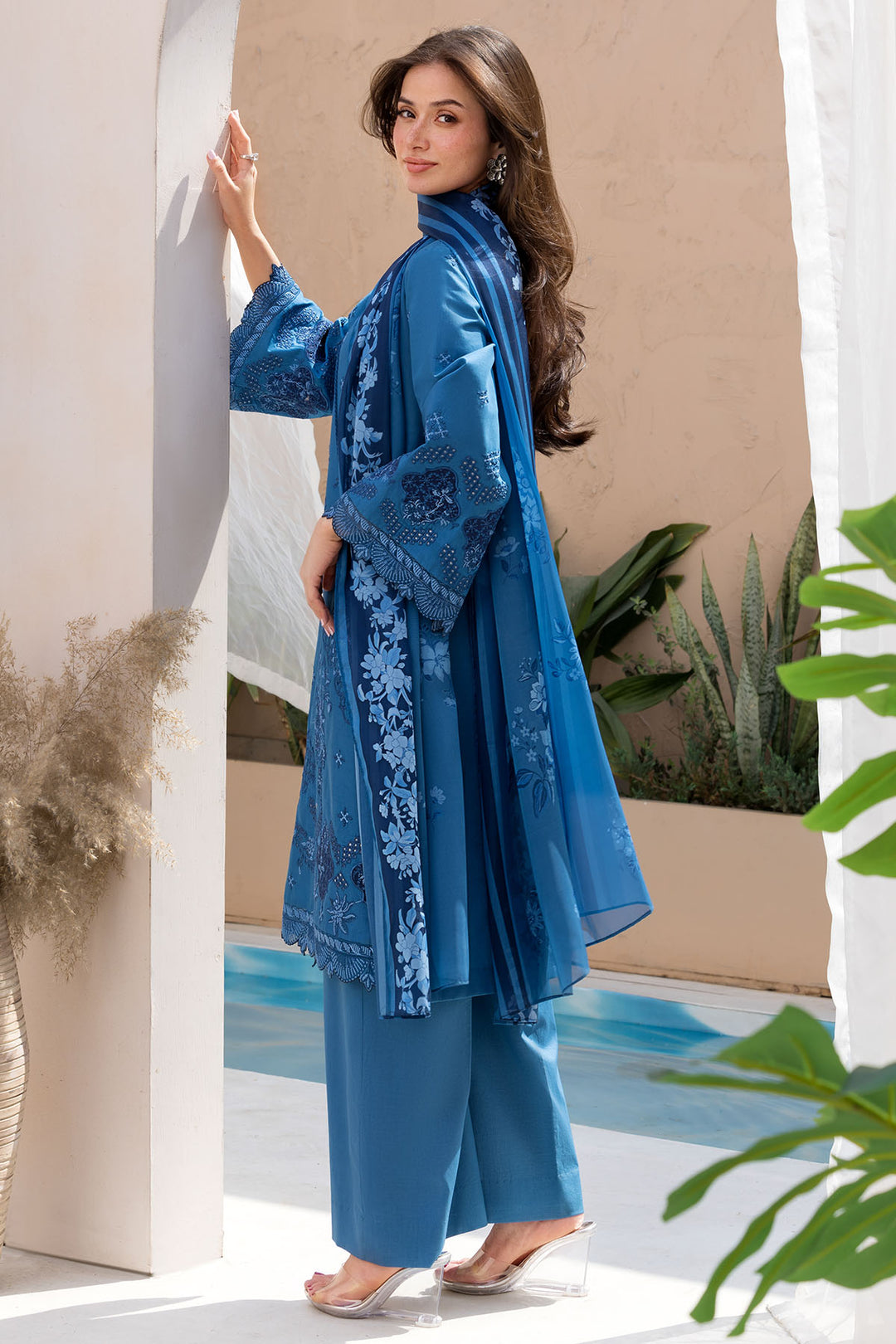 6068-FRANCES EMBROIDERED LAWN UNSTITCHED