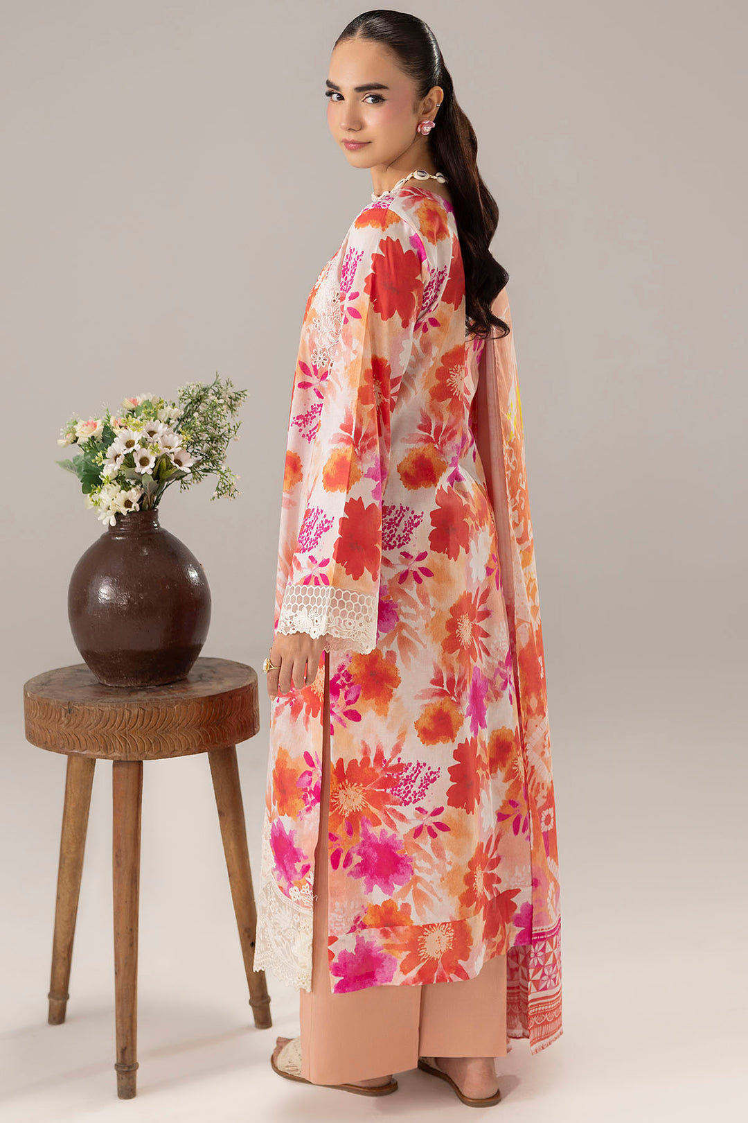6134-FLORENCE EMBROIDERED LAWN STITCHED