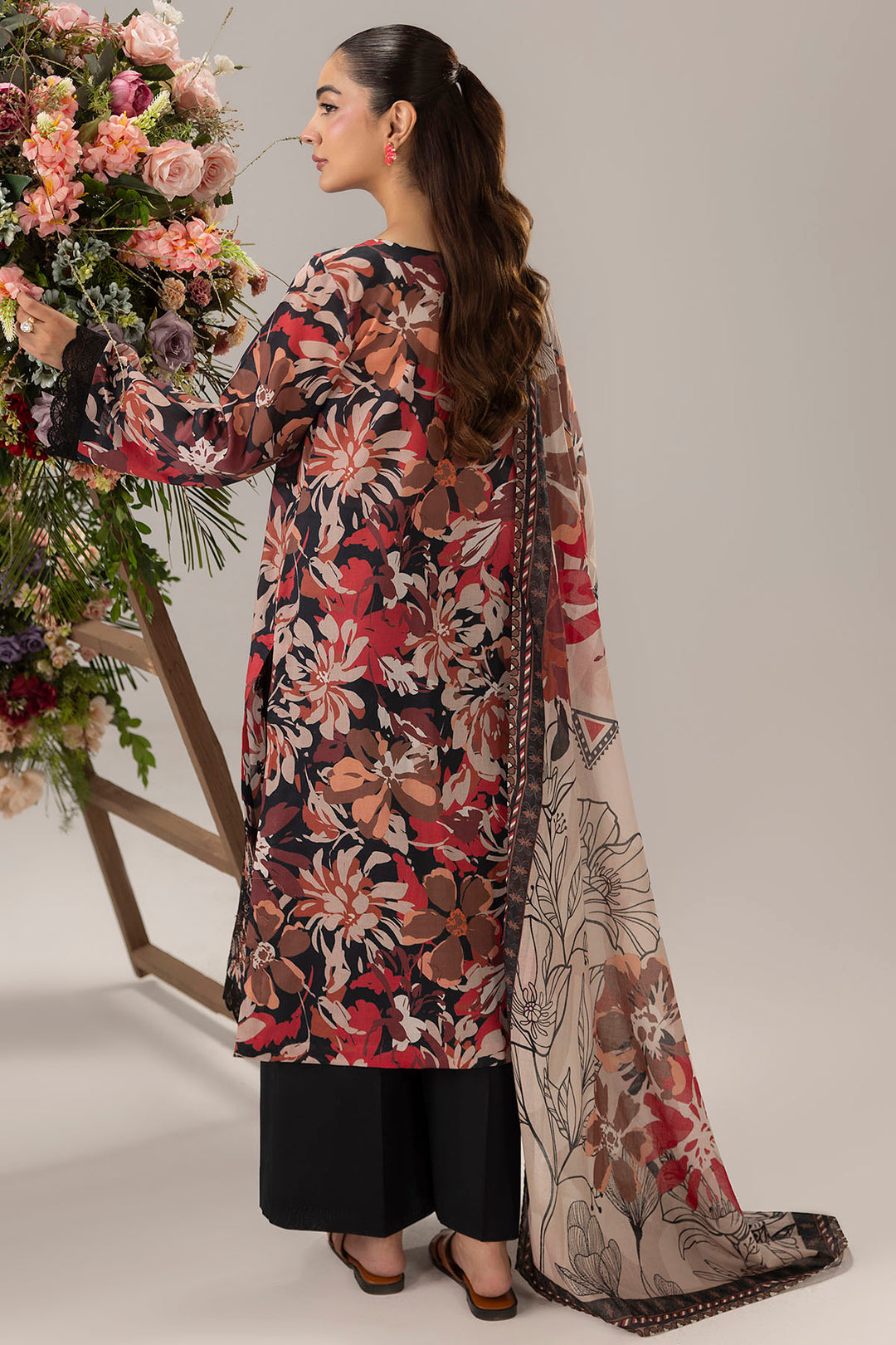 6136-ROSIE EMBROIDERED LAWN STITCHED