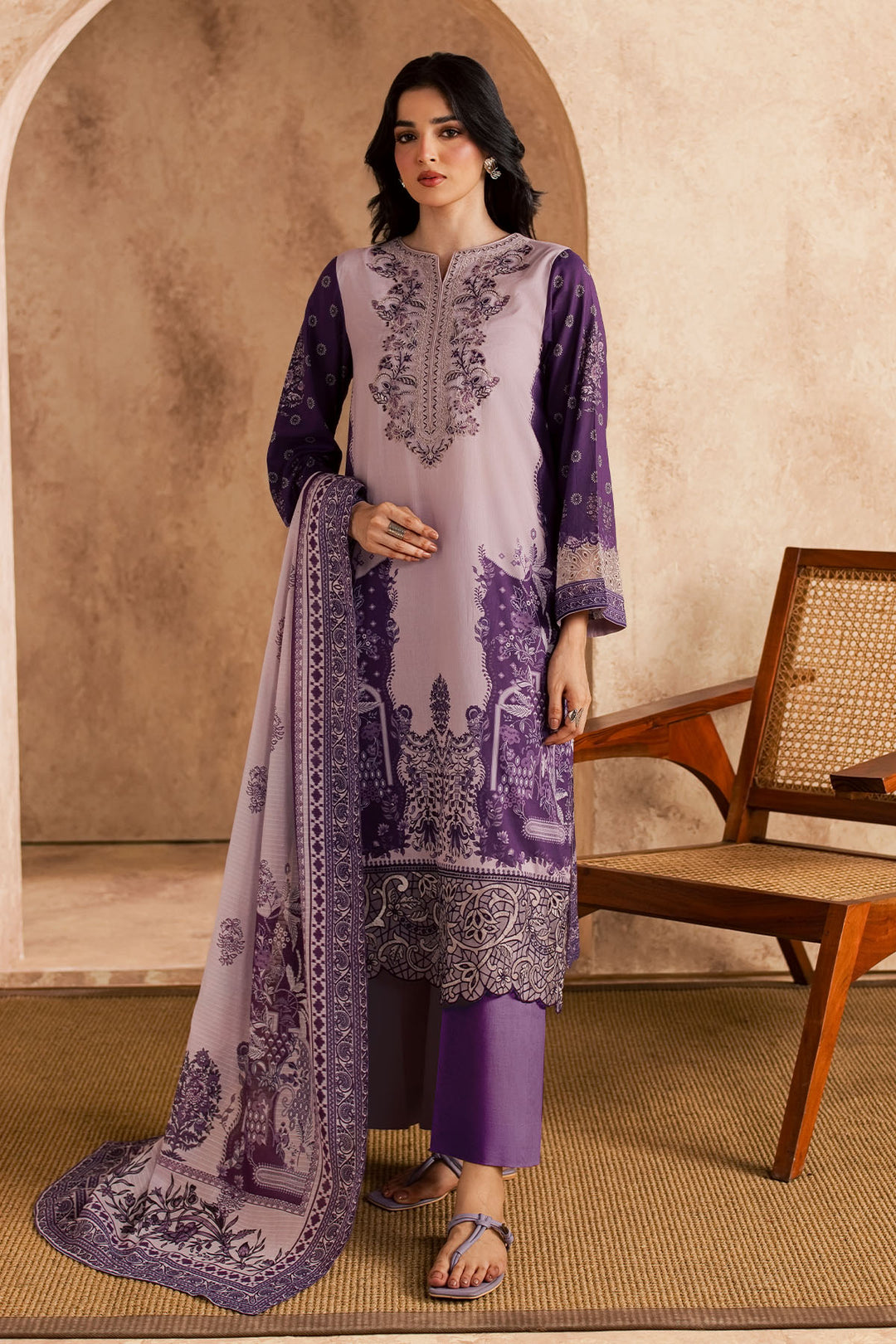 6153-ESMERA EMBROIDERED LAWN UNSTITCHED