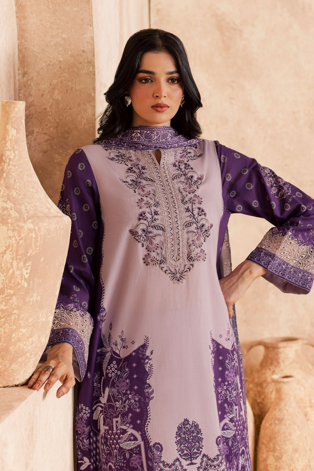6153-ESMERA EMBROIDERED LAWN UNSTITCHED